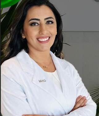 Dr Kamila Issa