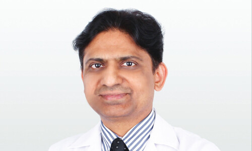 Diabetes specialist Dubai - male doctor in white coat with stethoscope